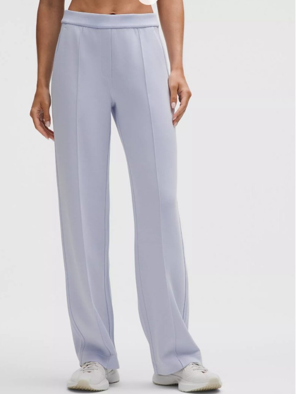 Softstreme Pintuck Mid-Rise Pant Regular